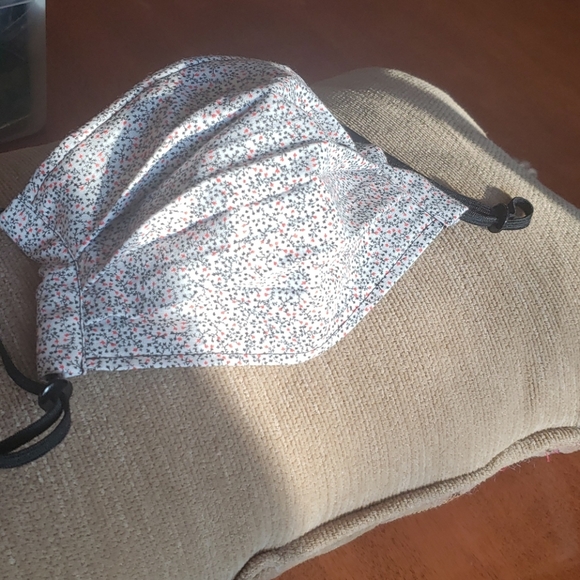 Hand made face masks - Picture 9 of 9